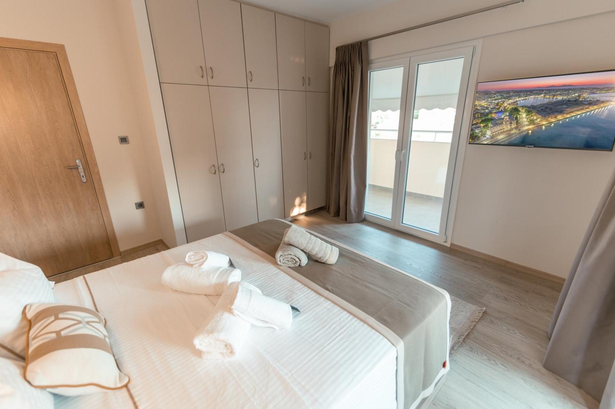 Apartment Suite Byron Kos Bagian luar foto